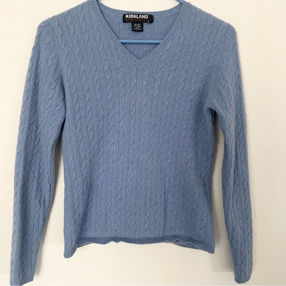 Kirkland Signature Women's Blue Cable Knit Sweater 100% cashmere